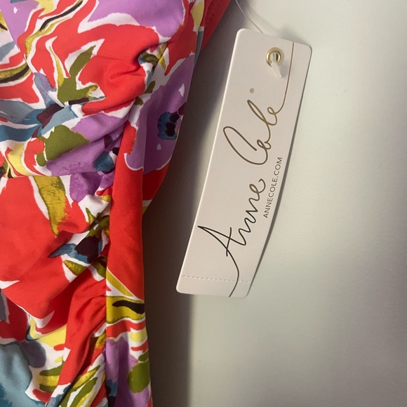 Anne Cole Halter One-Piece Swimsuit Floral-Print Shirred Size 8 NWT - Picture 8 of 9